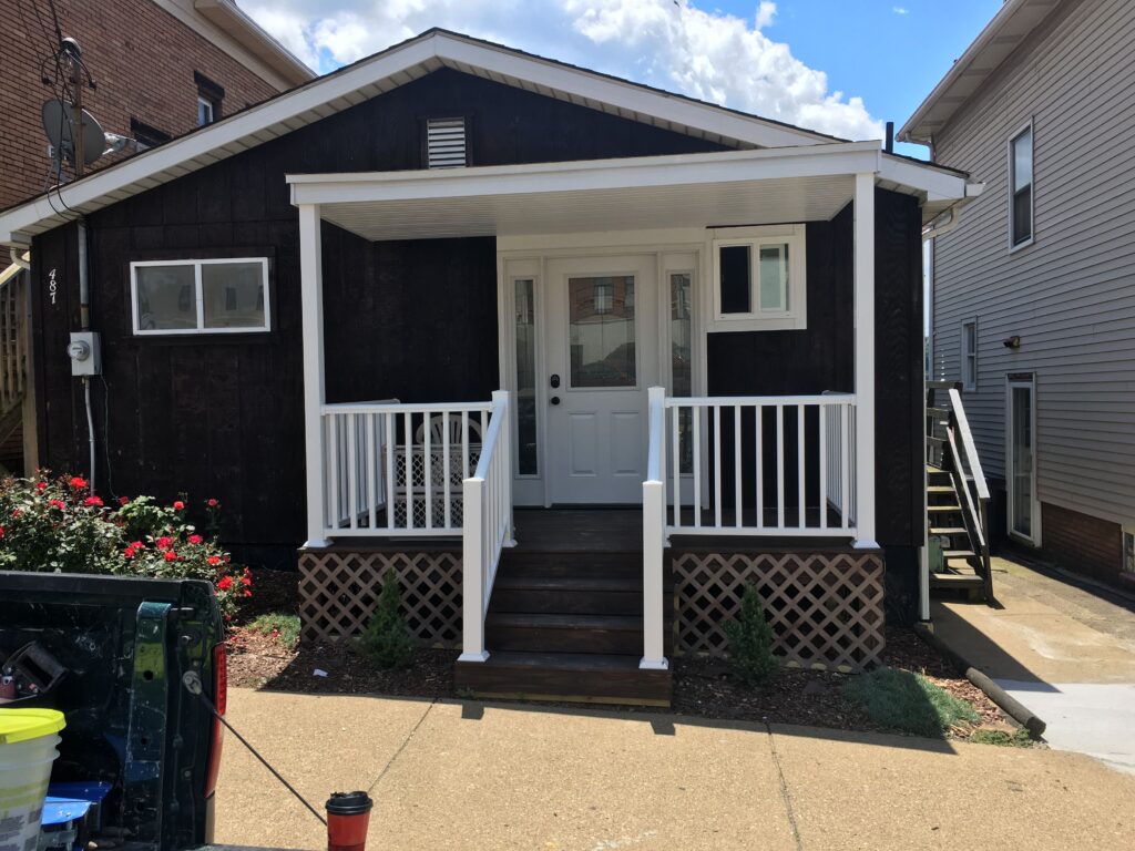 We buy houses in good shape for top dollar. 